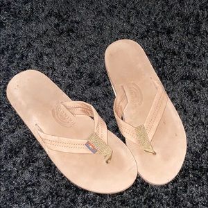 *BRAND NEW*Men’s rainbow sandals
